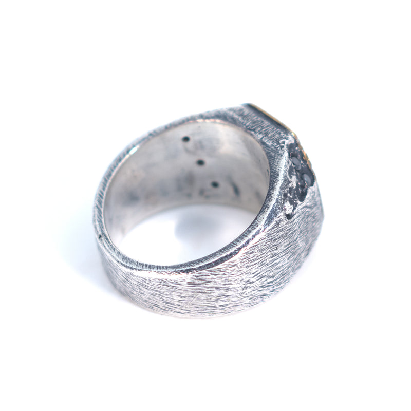 Montanha Ring (With Black Diamond)